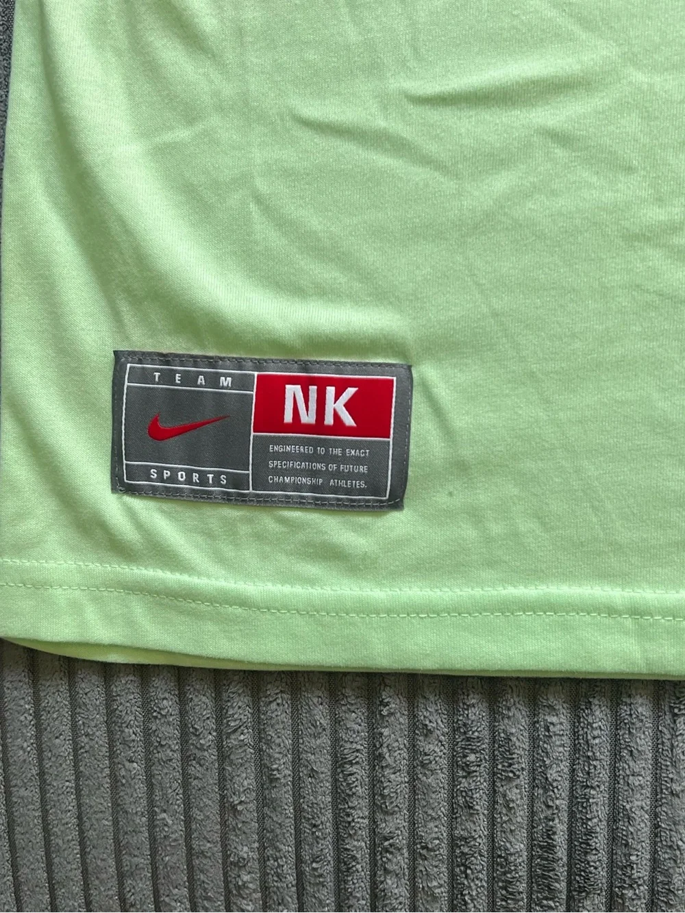 Nike Dri-FIT Future Champs Kids Youth Large Green Graphic T-Shirt NWT
